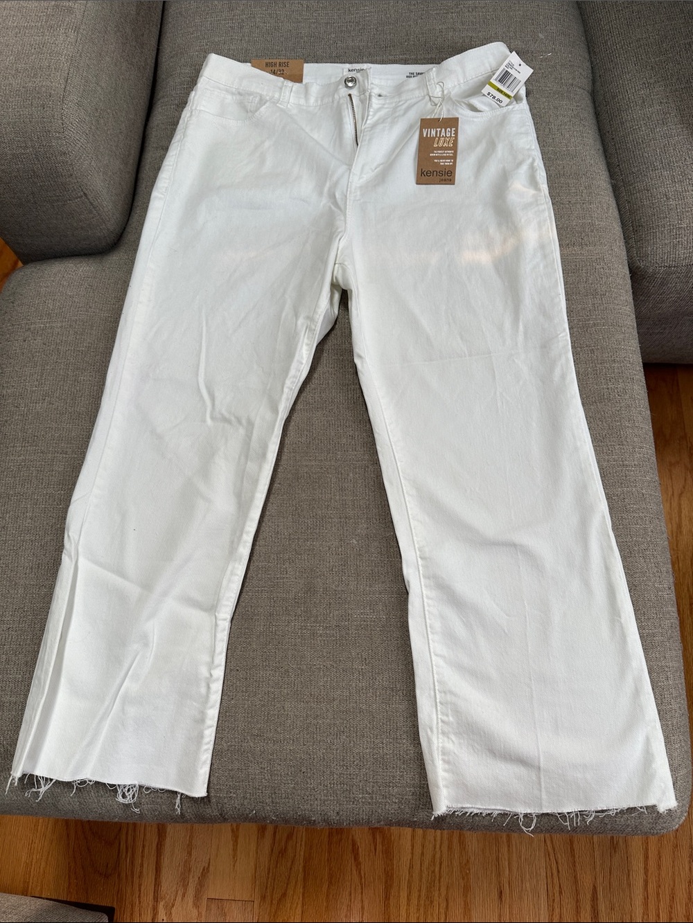 Kensie White Raw-Hem Crop Straight Jeans